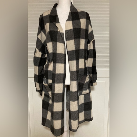 EC Glitzy Girlz Open Winter  Cardigan Plus Size 2X - Picture 2 of 12